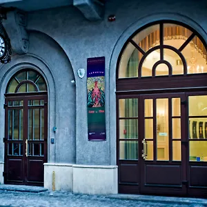 Отель британский клуб во львове, Львов